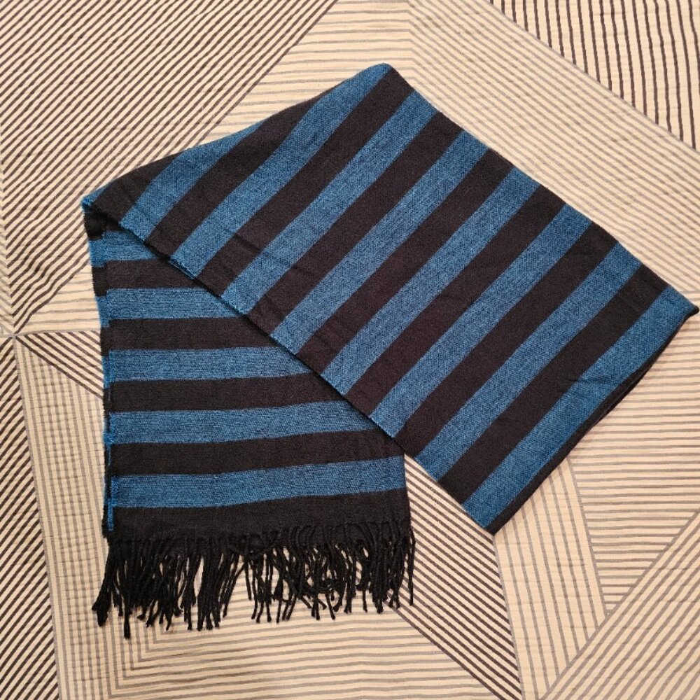GAP Black & Blue Striped Scarf